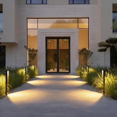 Azur Premium | Pool View Apartment
